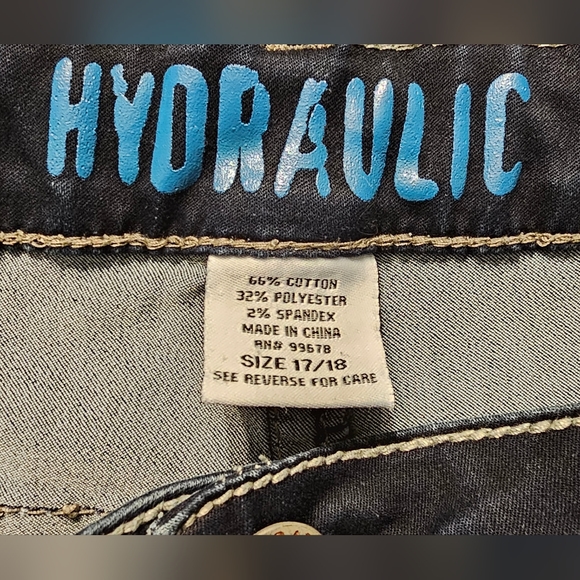 Hydraulic Jeans - Picture 5 of 7